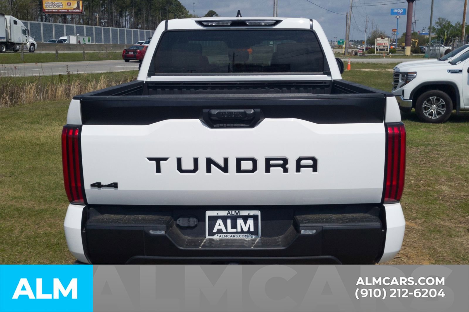 Used 2024 Toyota Tundra SR5 w/ SR5 Premium Package AWD/4WD image 7