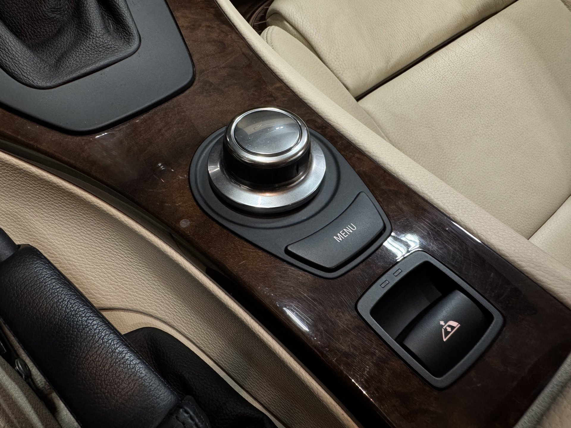 Used 2008 BMW 335i Convertible image 42