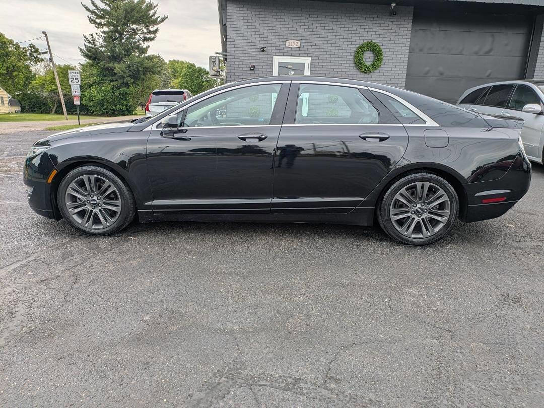 Used 2016 Lincoln MKZ AWD w/ Equipment Group 200A Select image 3