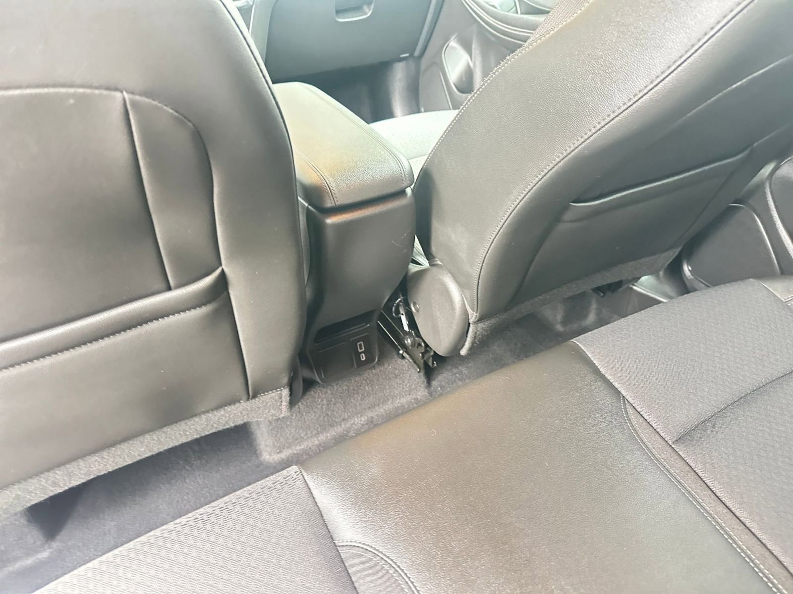 Used 2025 Buick Encore GX Preferred image 24