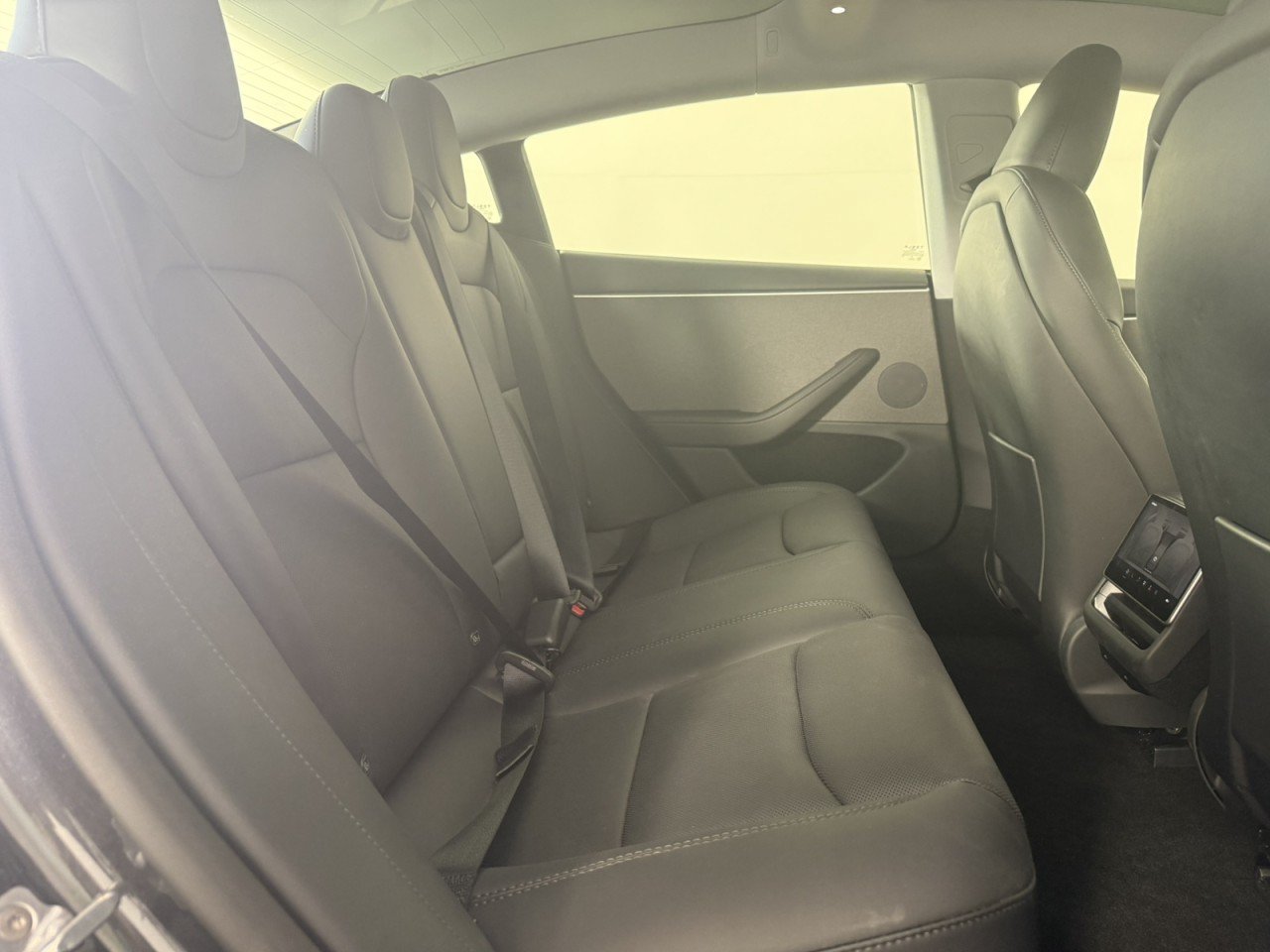 Used 2025 Tesla Model 3 Long Range RWD image 13