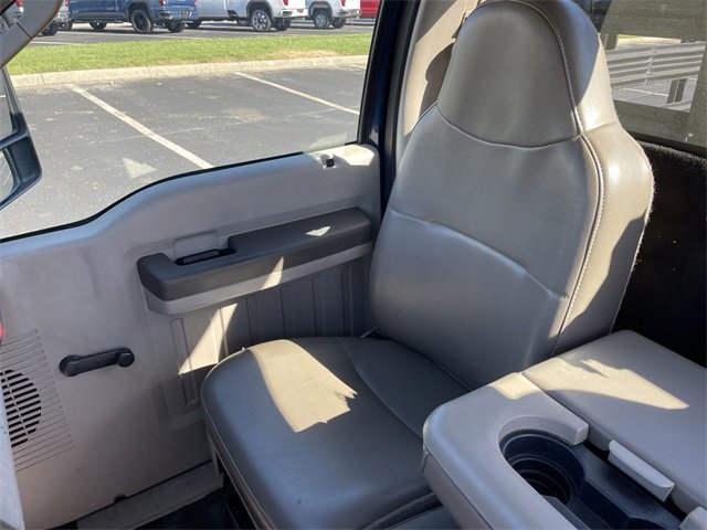Used 2008 Ford F350 2WD Regular Cab Super Duty image 12