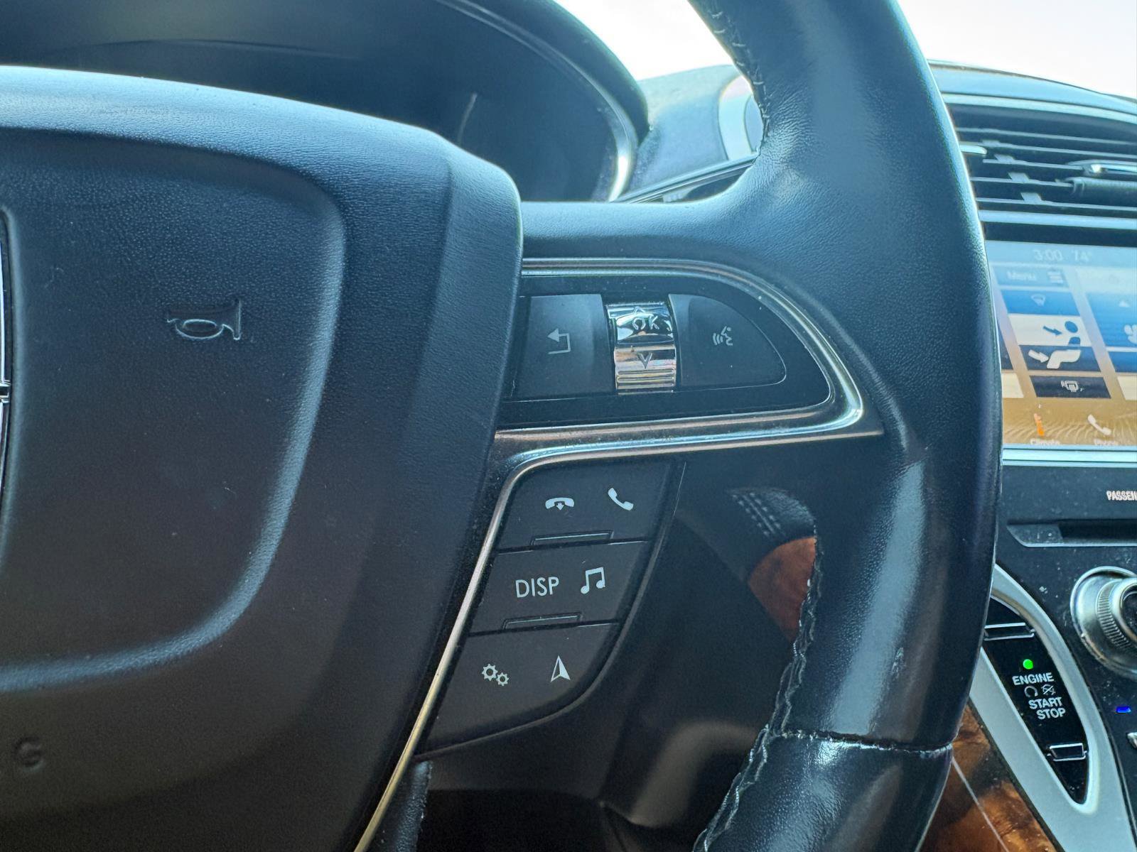 Used 2019 Lincoln Nautilus Reserve image 22