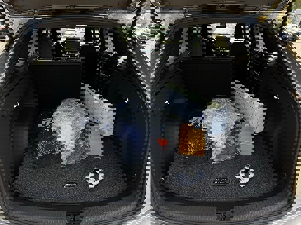 New 2026 Volkswagen Atlas Cross Sport SEL Premium R-Line image 12