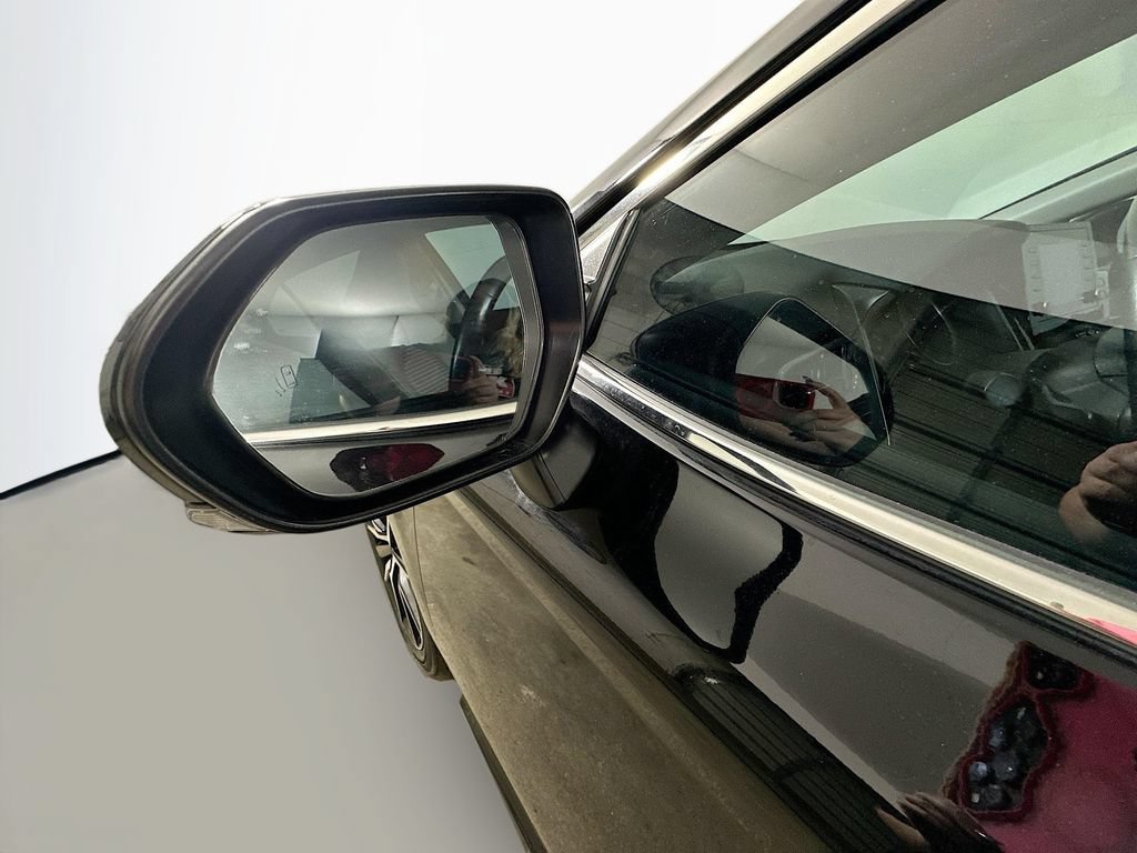 Used 2024 Toyota Camry SE FWD image 34