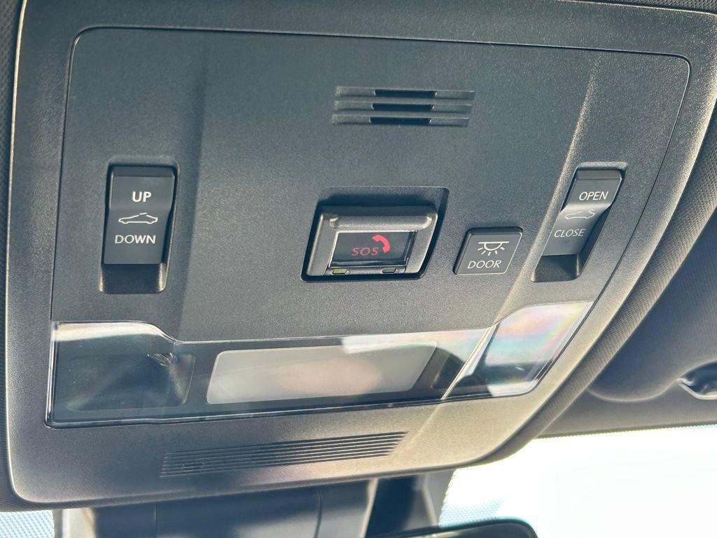 Used 2023 Lexus IS 500 RWD image 19