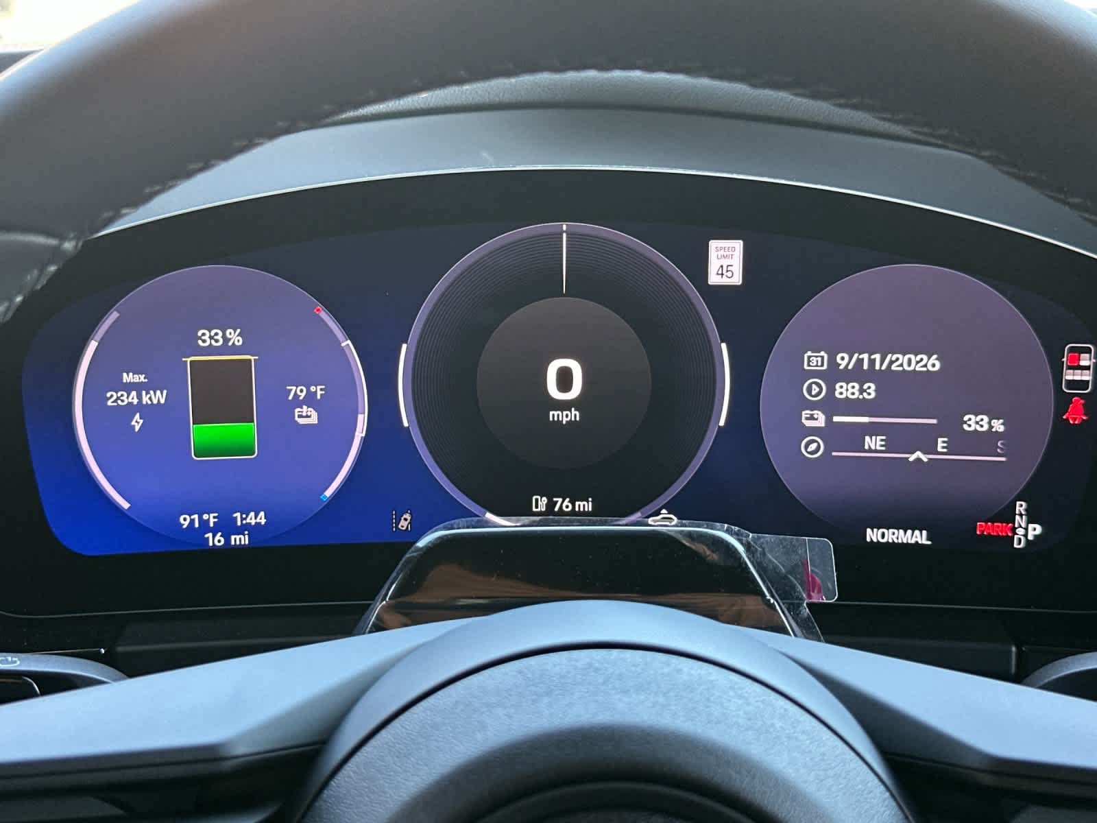 New 2026 Porsche Macan 4 Electric AWD/4WD image 30