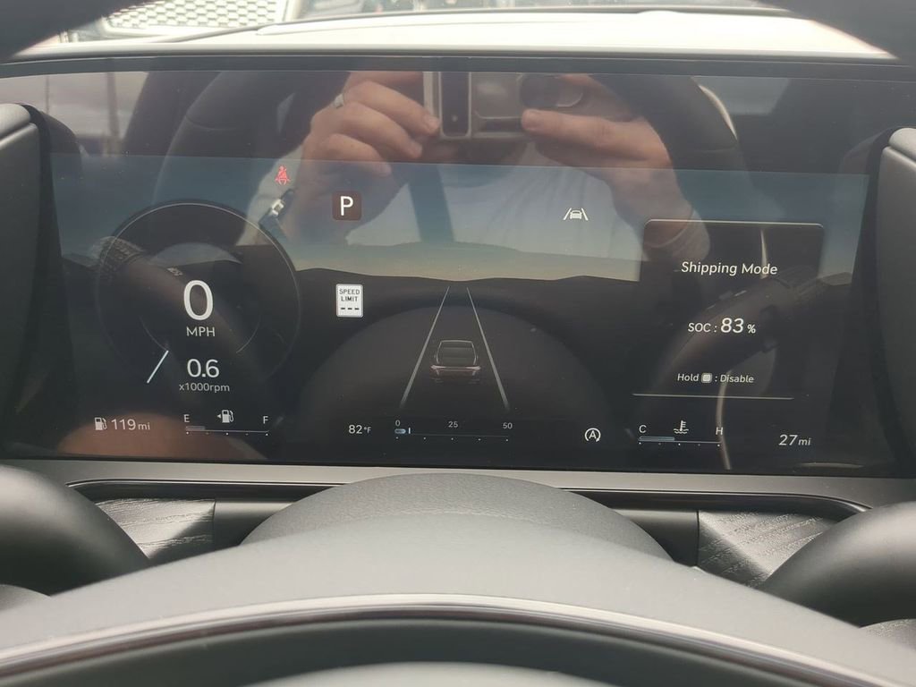 New 2026 Genesis G90 3.5T Prestige image 28