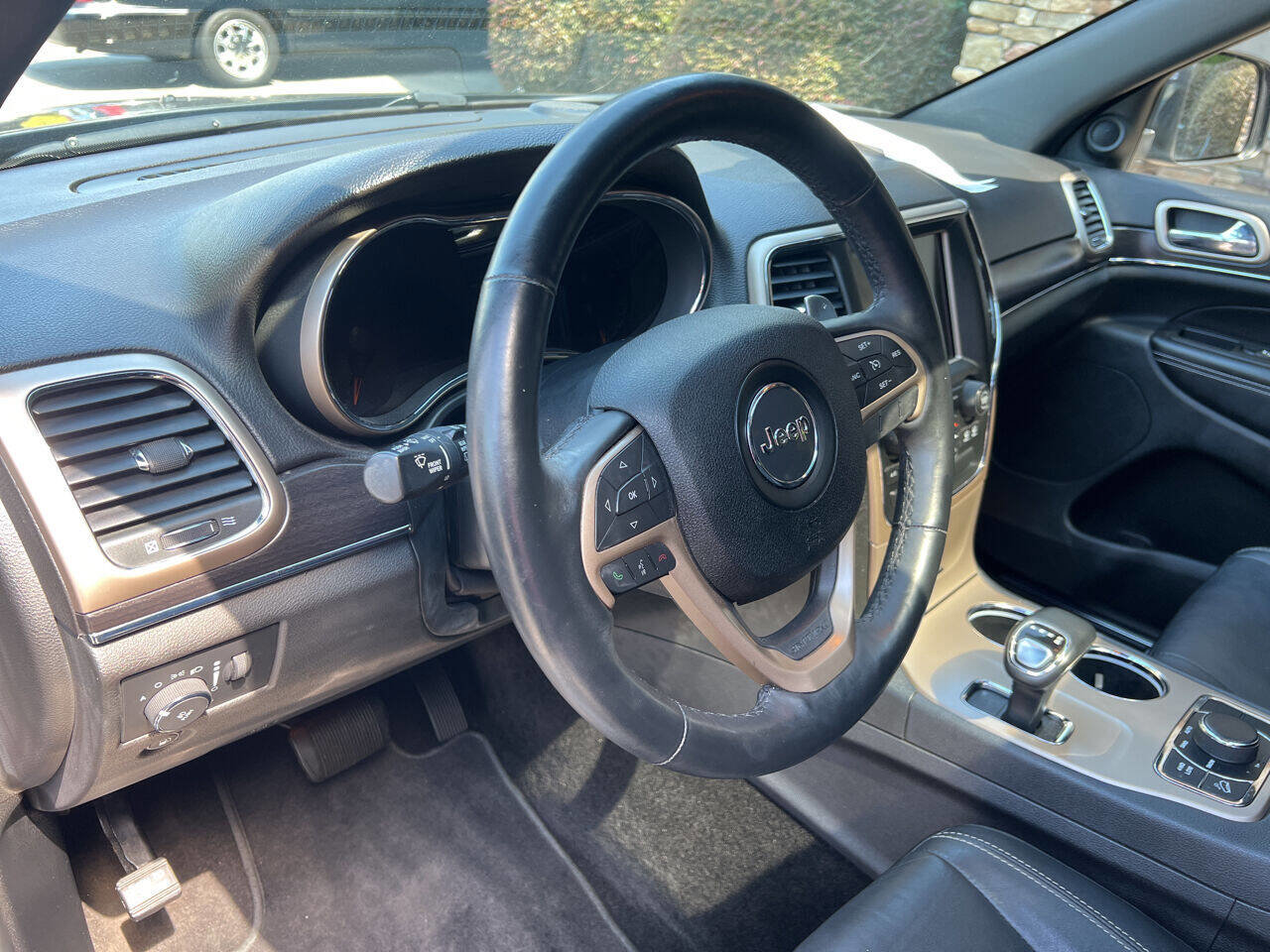 Used 2014 Jeep Grand Cherokee Limited AWD/4WD image 19