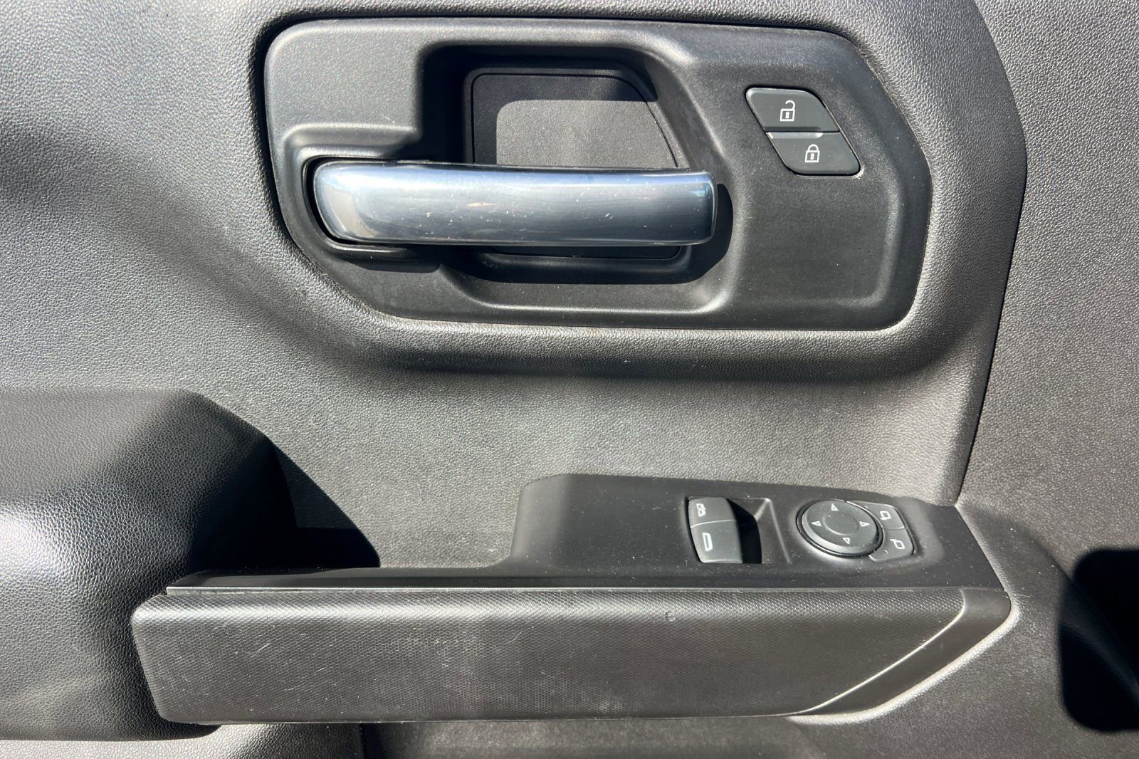 Used 2019 GMC Sierra 1500 2WD Regular Cab w/ Convenience Package image 8