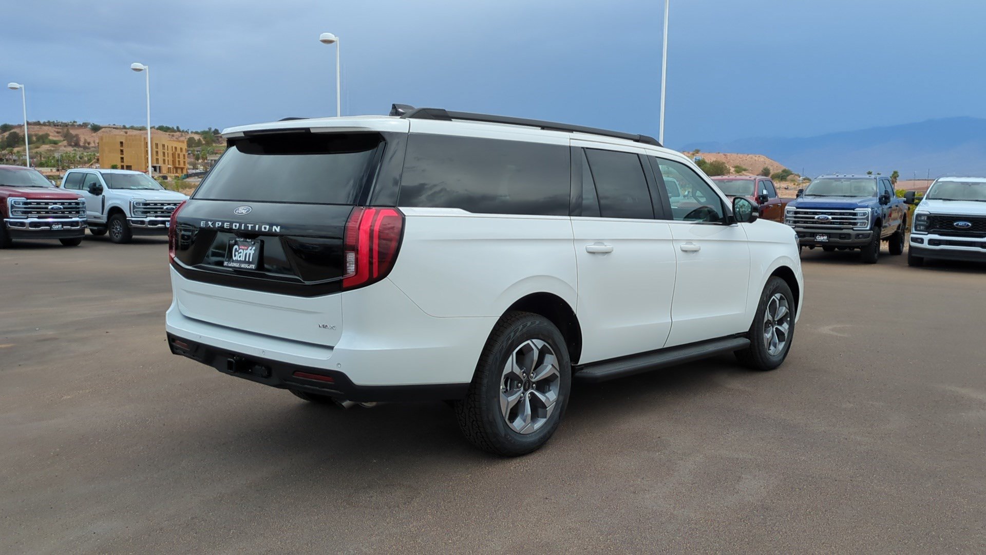 New 2027 Ford Expedition Max Active AWD/4WD image 3