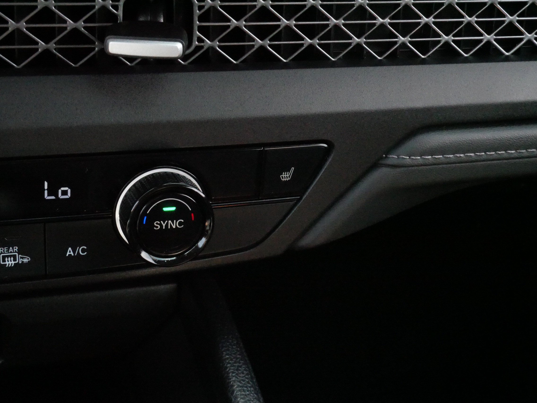 Certified 2023 Honda Accord EX image 29