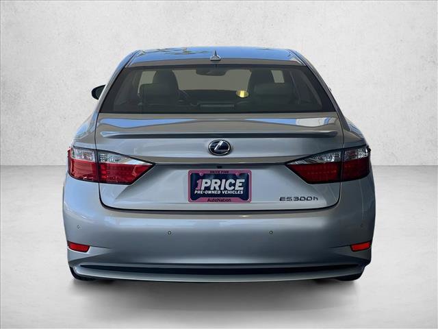 Used 2014 Lexus ES 300h w/ Luxury Package w/Bamboo Trim FWD image 8