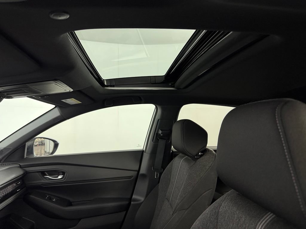 Used 2025 Honda Accord Sport image 17
