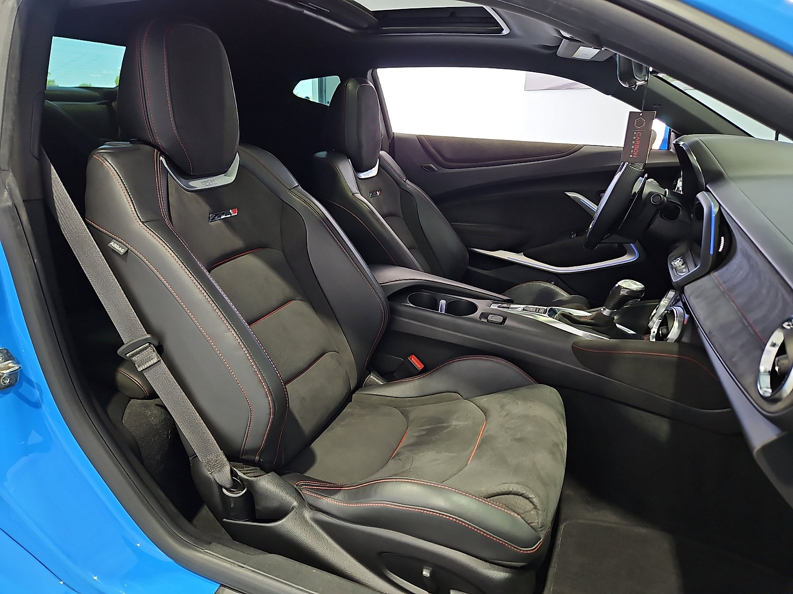 Used 2022 Chevrolet Camaro ZL1 RWD image 14