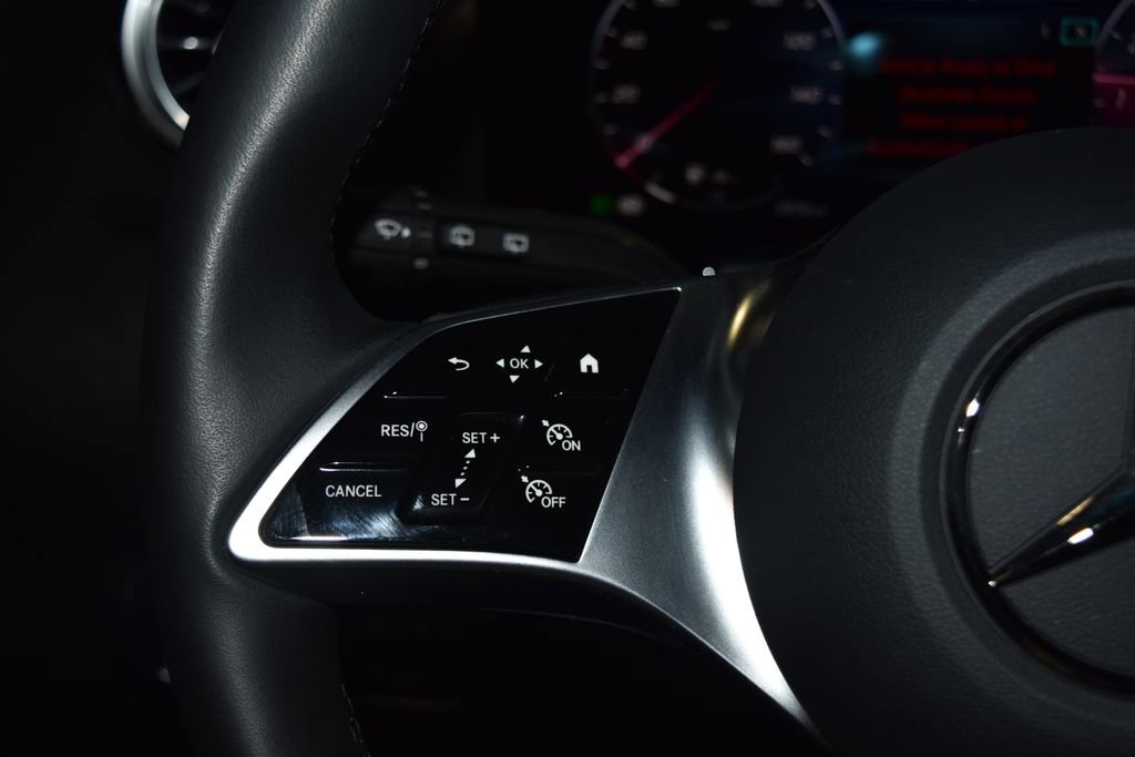 Certified 2025 Mercedes-Benz GLA 250 4MATIC image 9