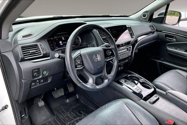 Certified 2020 Honda Pilot Touring image 17