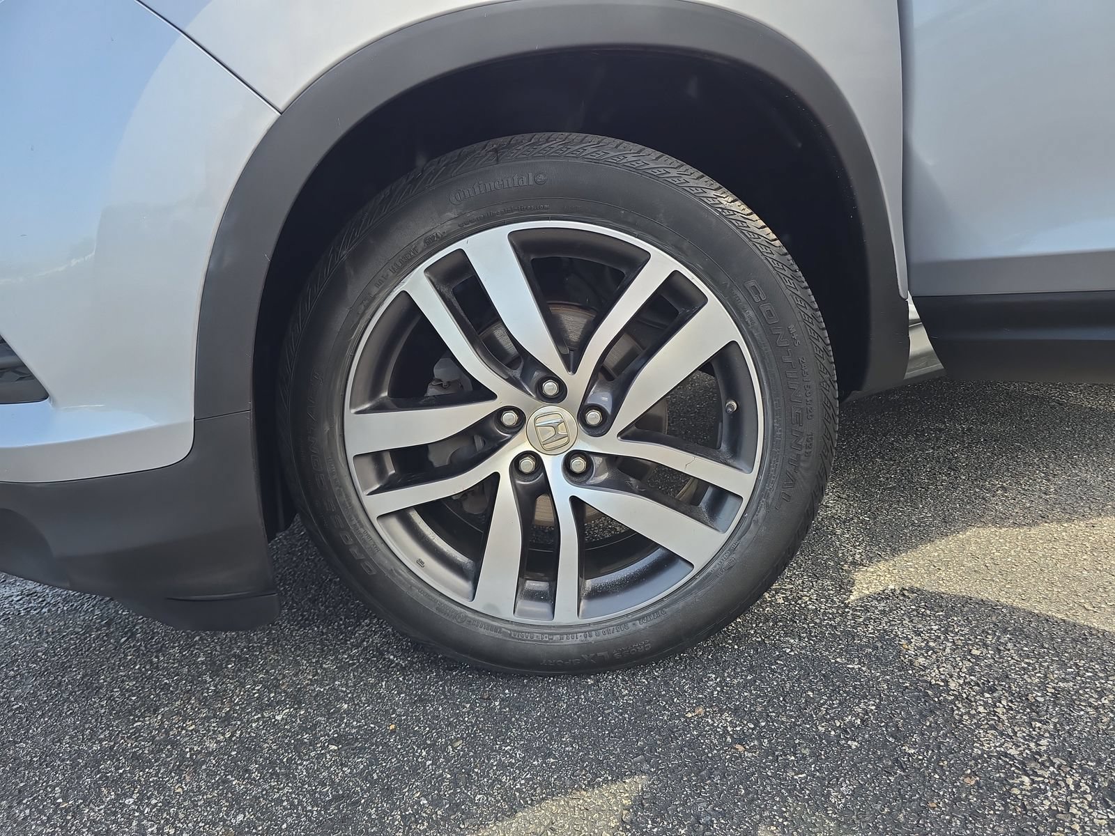 Used 2016 Honda Pilot Touring image 28