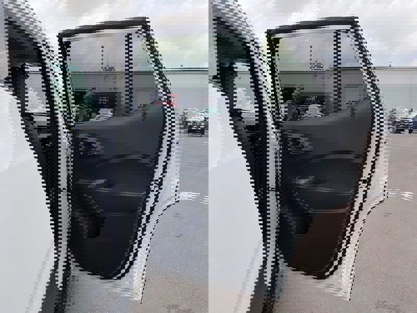 New 2026 Chevrolet Trax ACTIV w/ Sunroof Package image 16