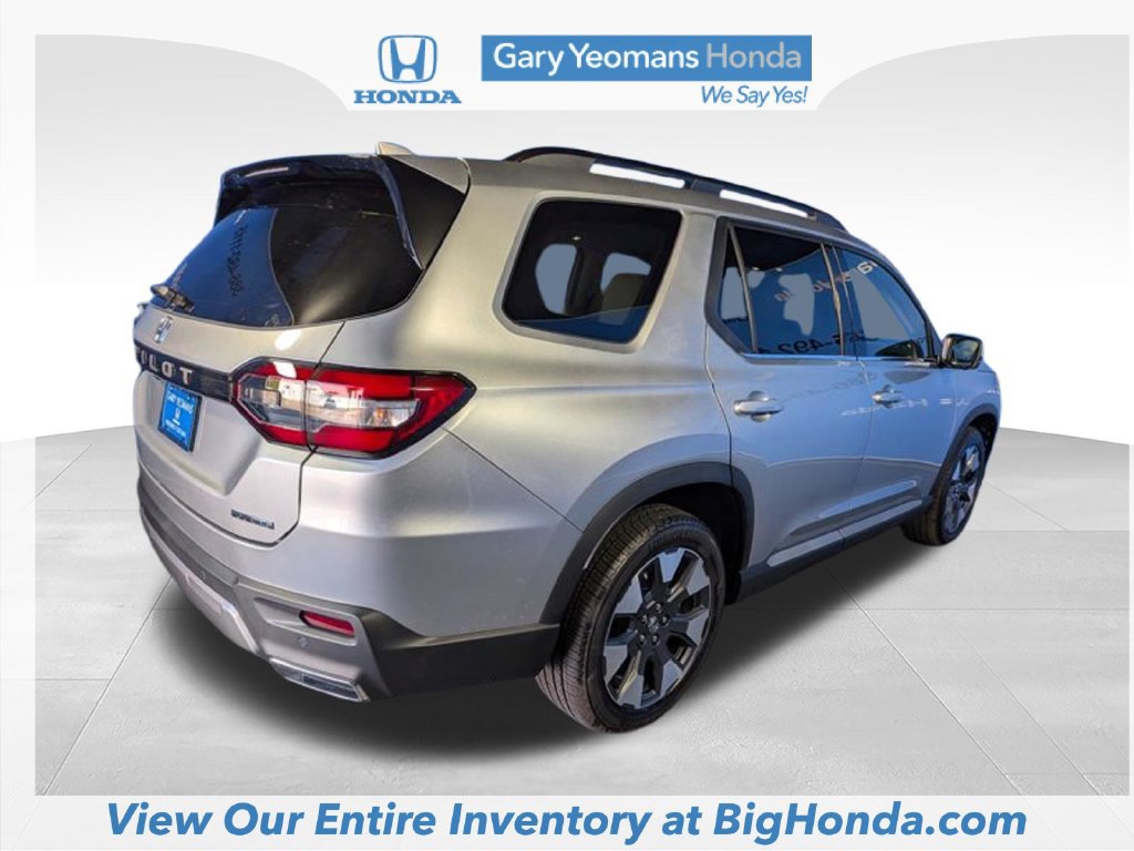 Used 2026 Honda Pilot Touring image 7