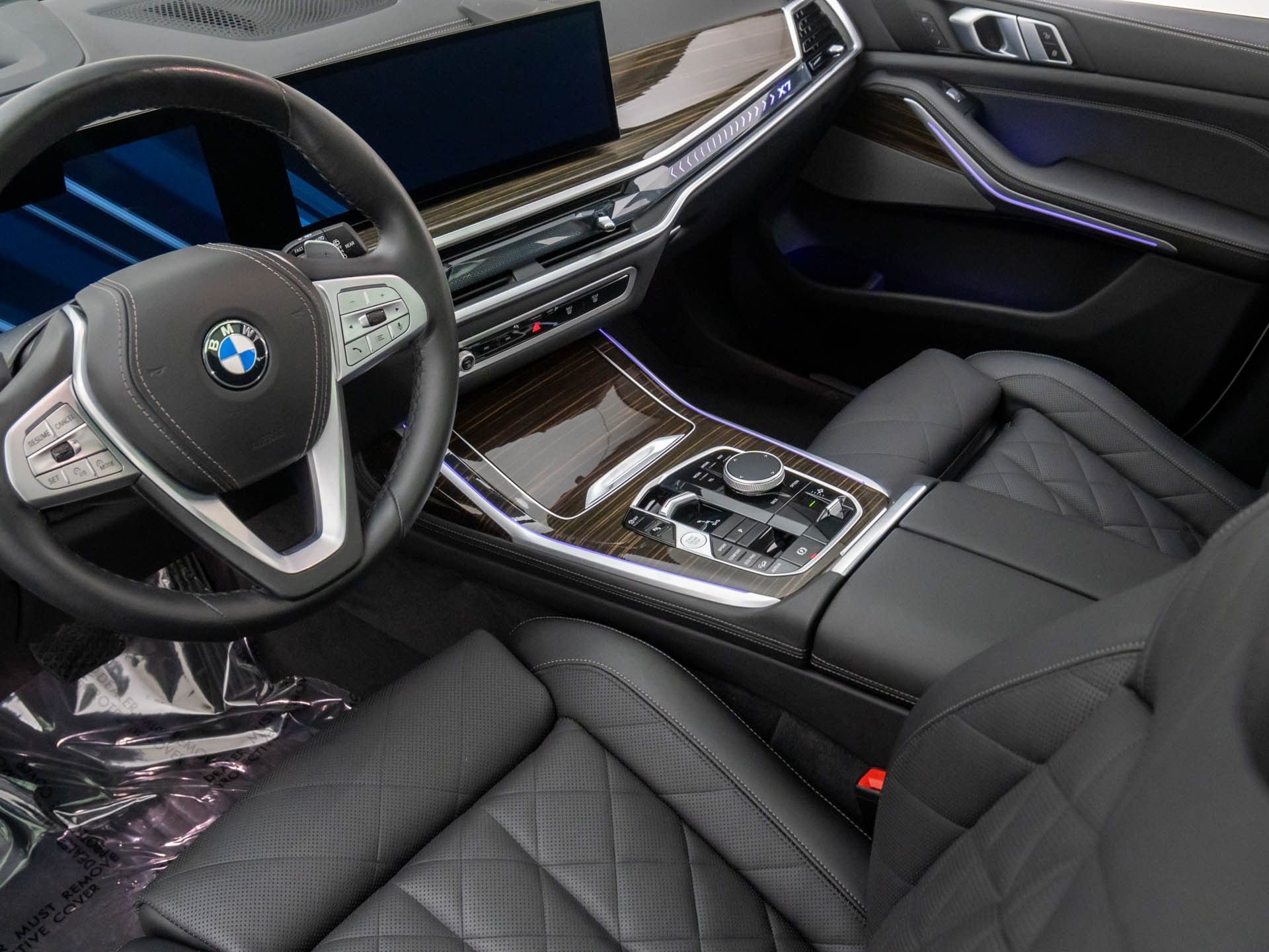 Used 2025 BMW X7 xDrive40i image 21