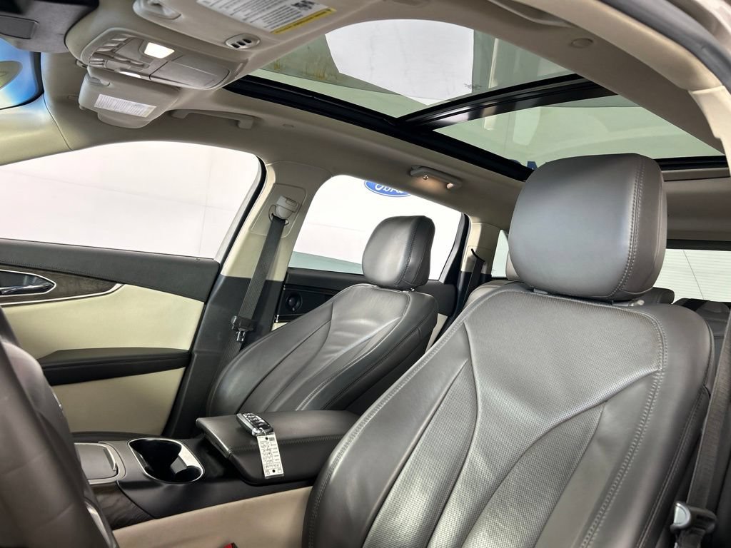 Used 2020 Lincoln Nautilus Reserve FWD image 24