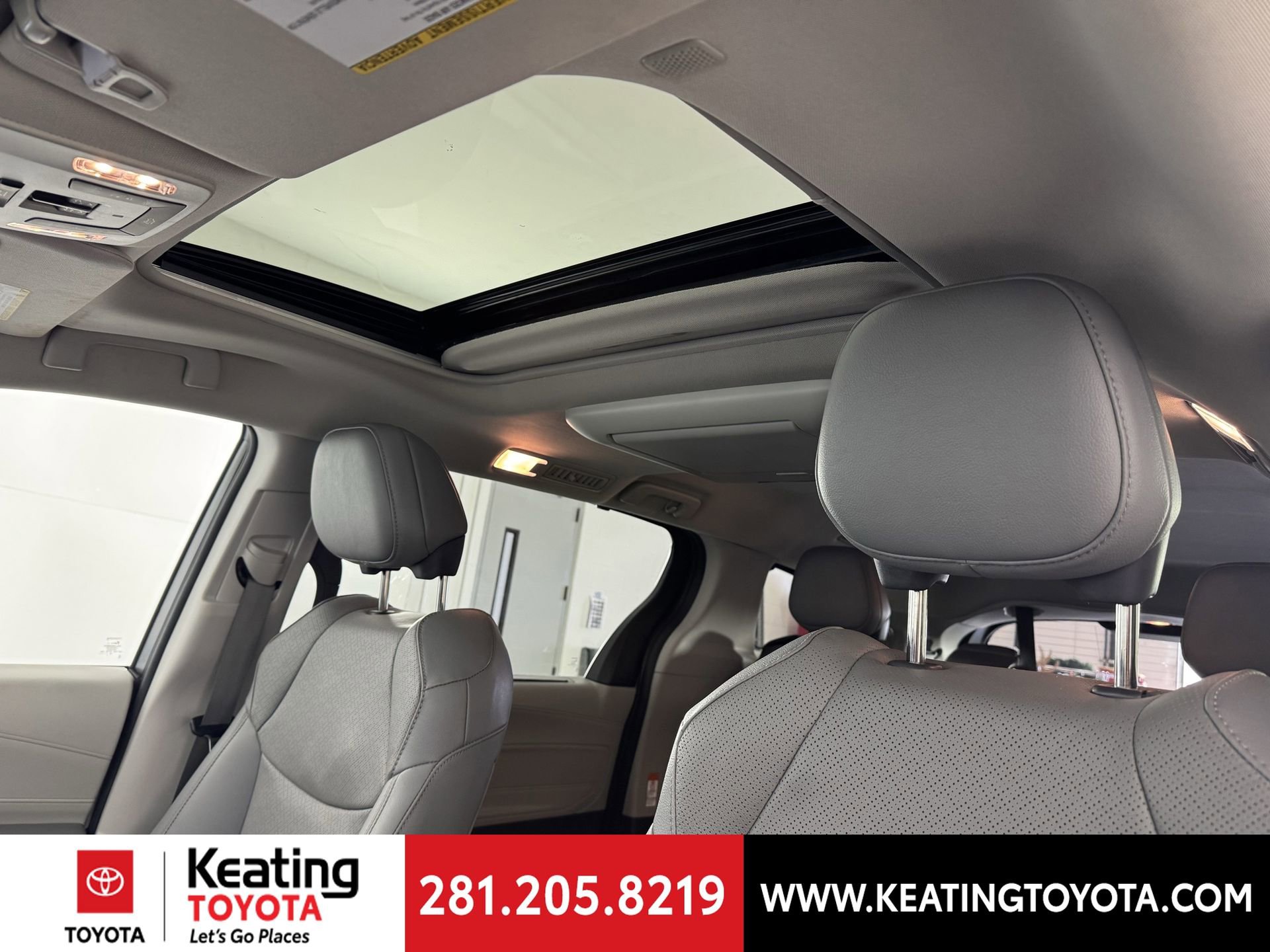 Certified 2023 Toyota Sienna Limited image 22