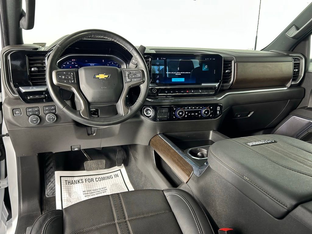 Used 2024 Chevrolet Silverado 2500 High Country w/ High Country Premium Package AWD/4WD image 19