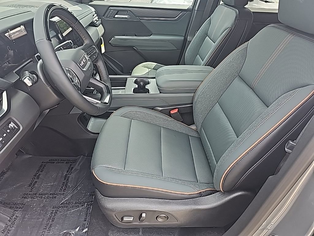 New 2026 GMC Acadia AT4 w/ Super Cruise Package image 16