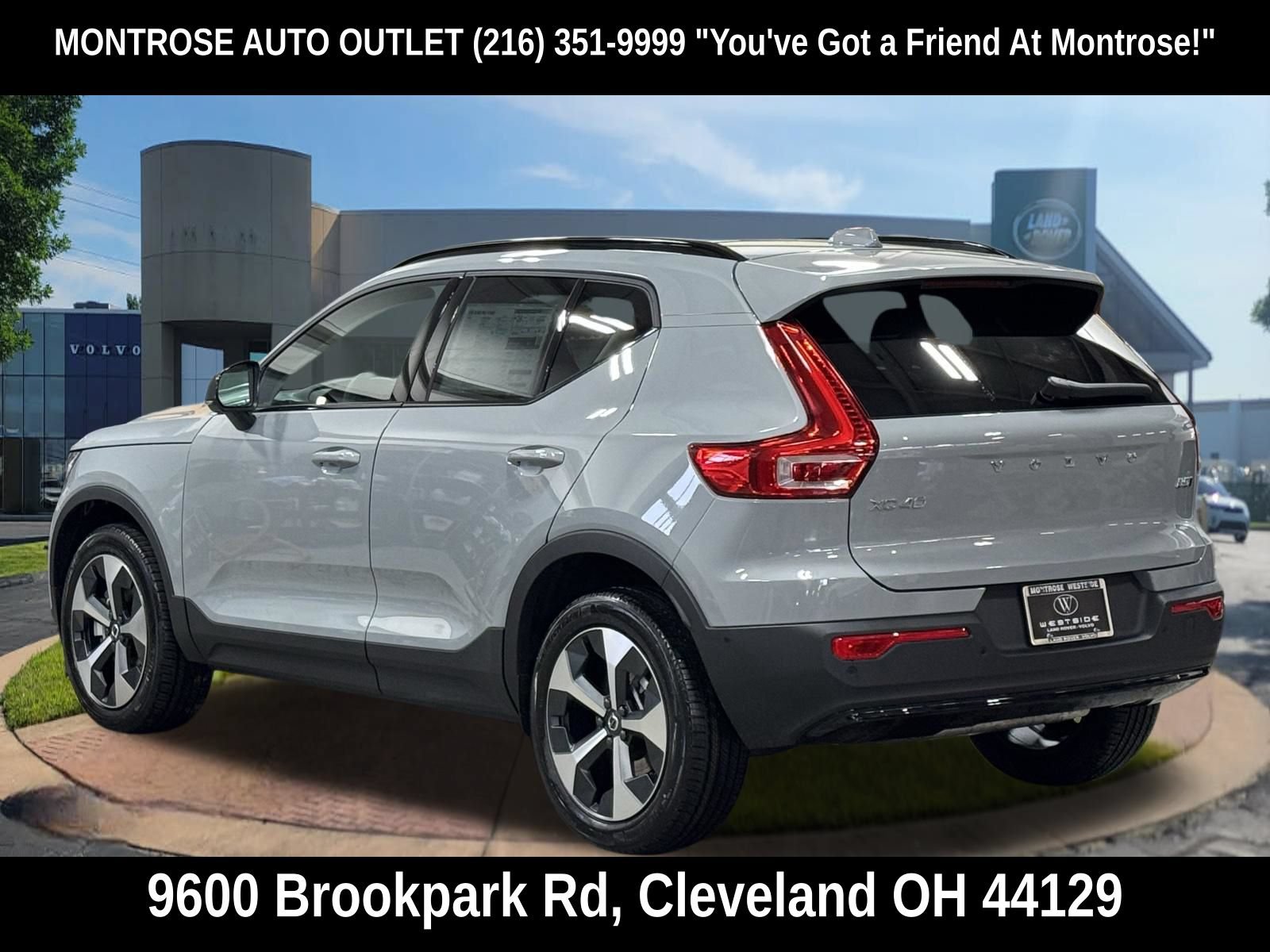 New 2026 Volvo XC40 B5 Plus w/ Protection Package Premier AWD/4WD image 3