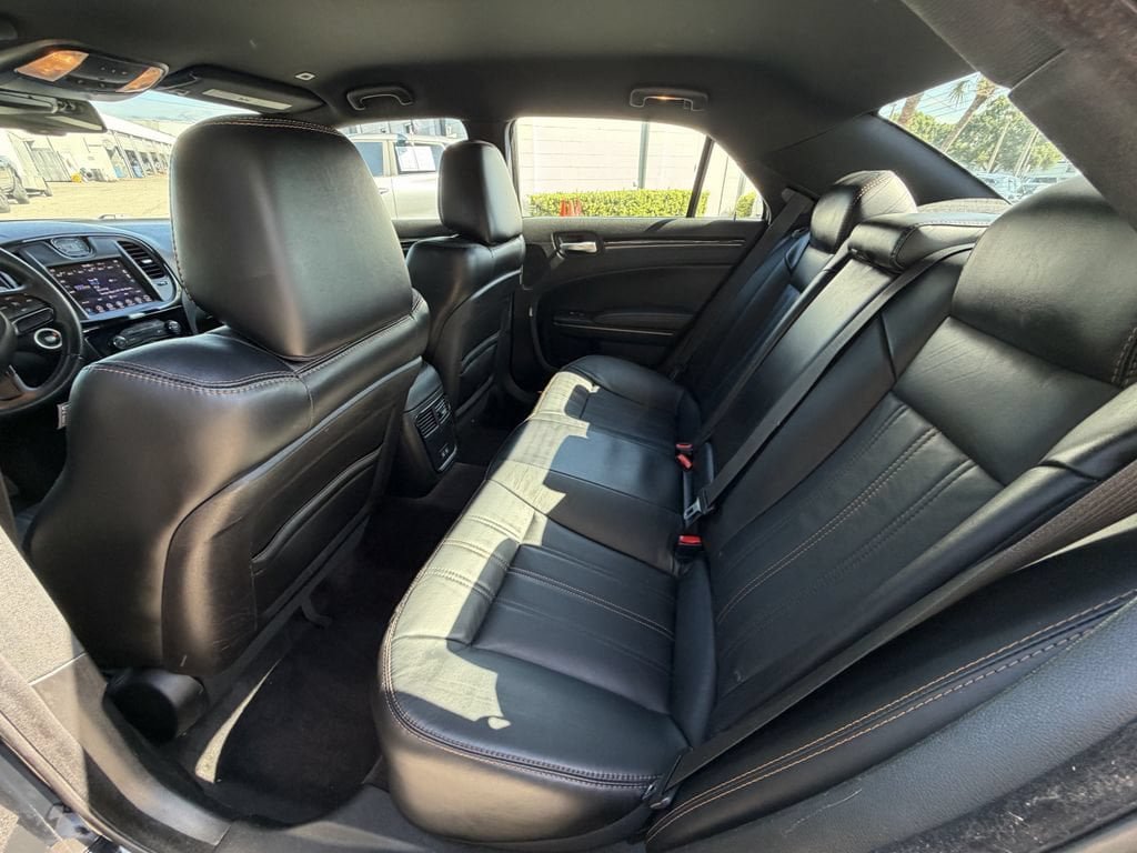Used 2017 Chrysler 300 S RWD image 12