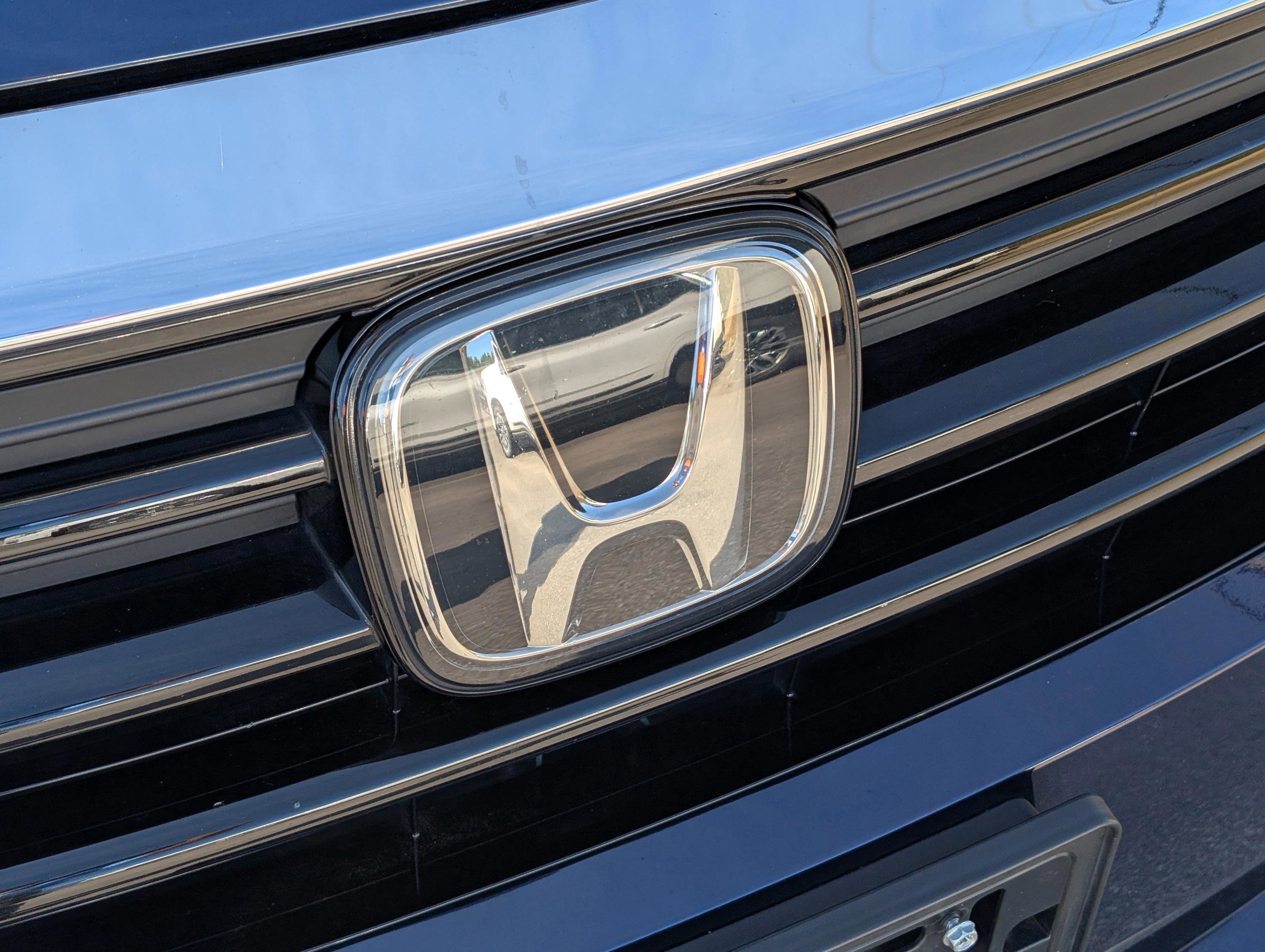 Used 2023 Honda Odyssey Touring image 5