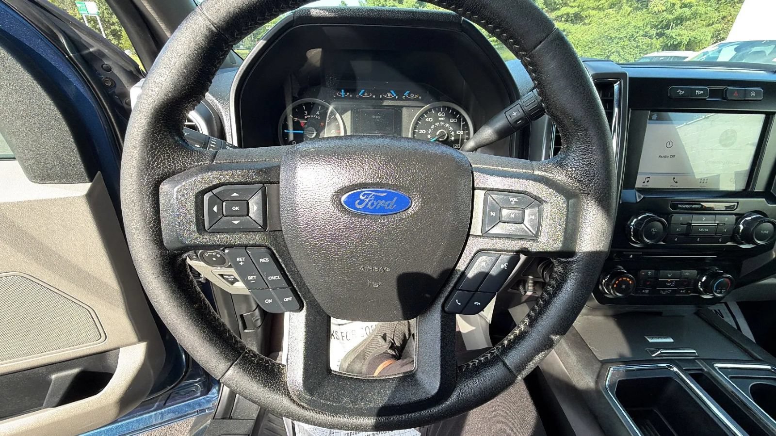 Used 2016 Ford F150 XLT w/ Equipment Group 302A Luxury AWD/4WD image 21