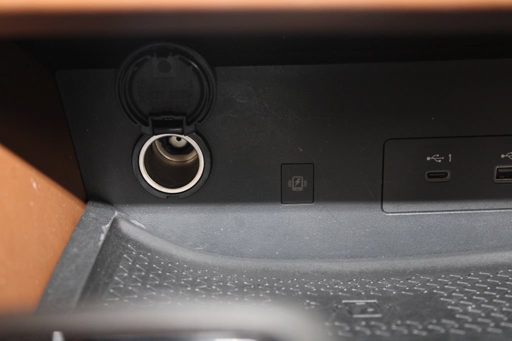 Used 2023 Nissan Pathfinder Platinum AWD/4WD image 49