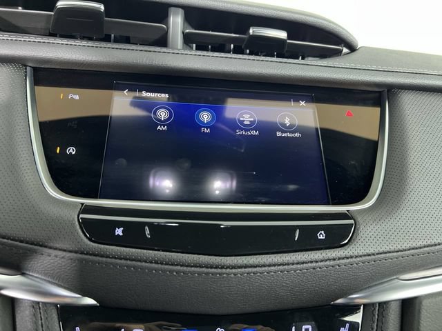 Used 2026 Cadillac XT5 Luxury AWD/4WD image 13