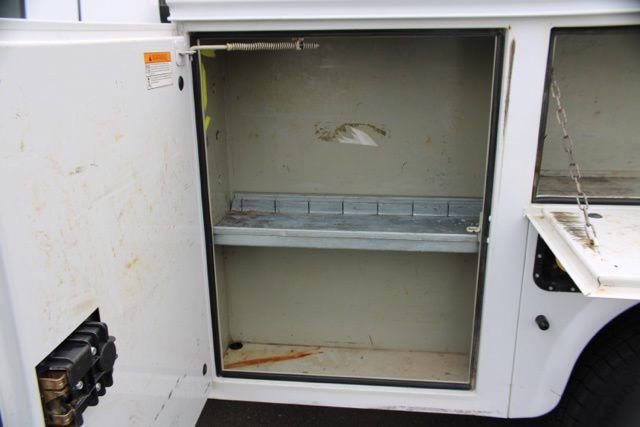 Used 2012 Ford F250 XL w/ Skid Plate Pkg image 6