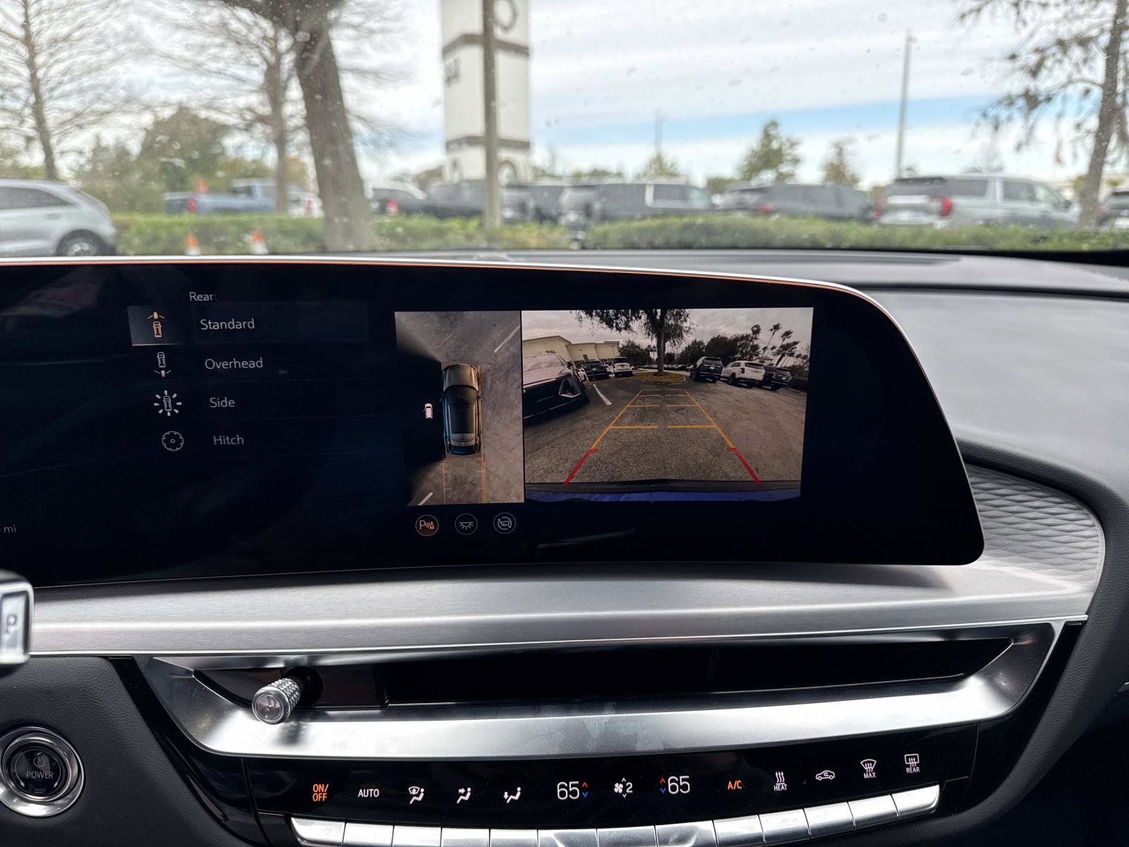 Used 2025 Cadillac Lyriq Sport image 26