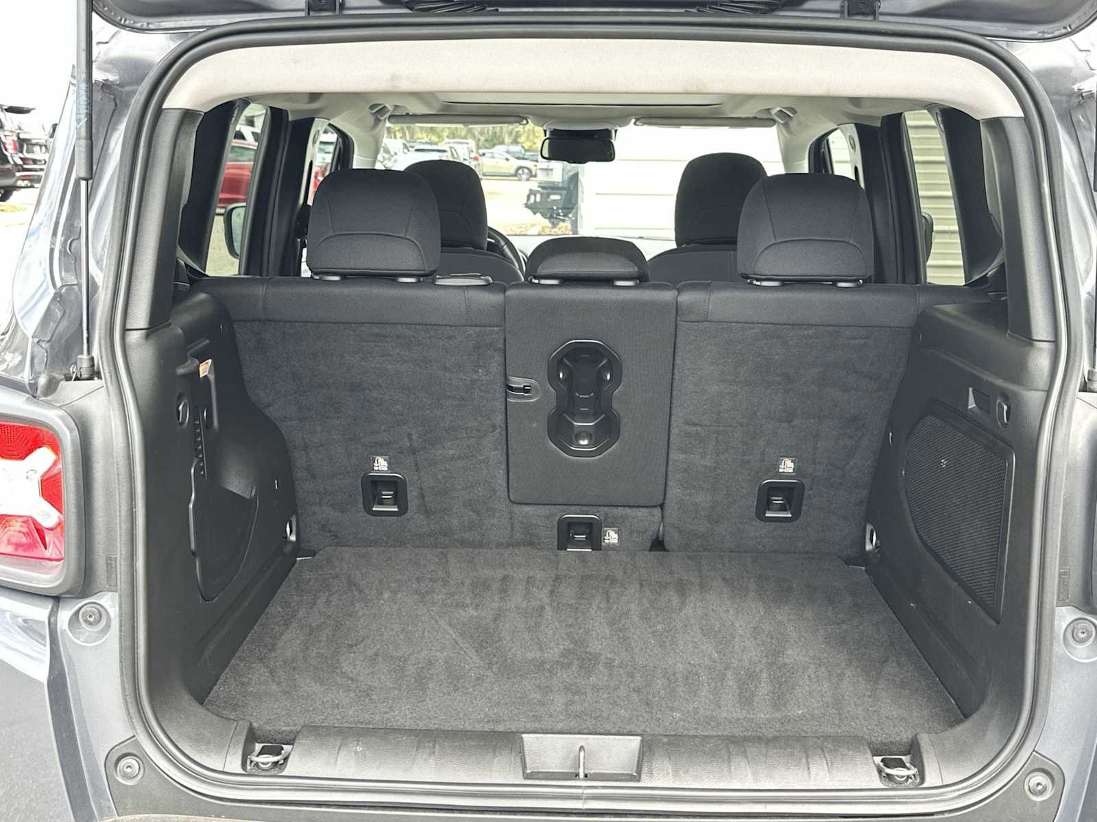 Used 2022 Jeep Renegade Trailhawk w/ Sun/Sound Group image 26