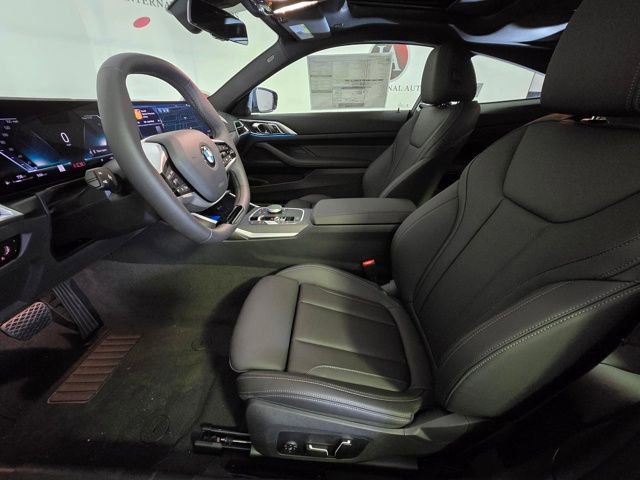 New 2025 BMW 430i xDrive Coupe w/ Convenience Package AWD/4WD image 10