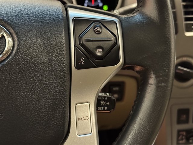 Used 2014 Toyota Sequoia Platinum AWD/4WD image 29