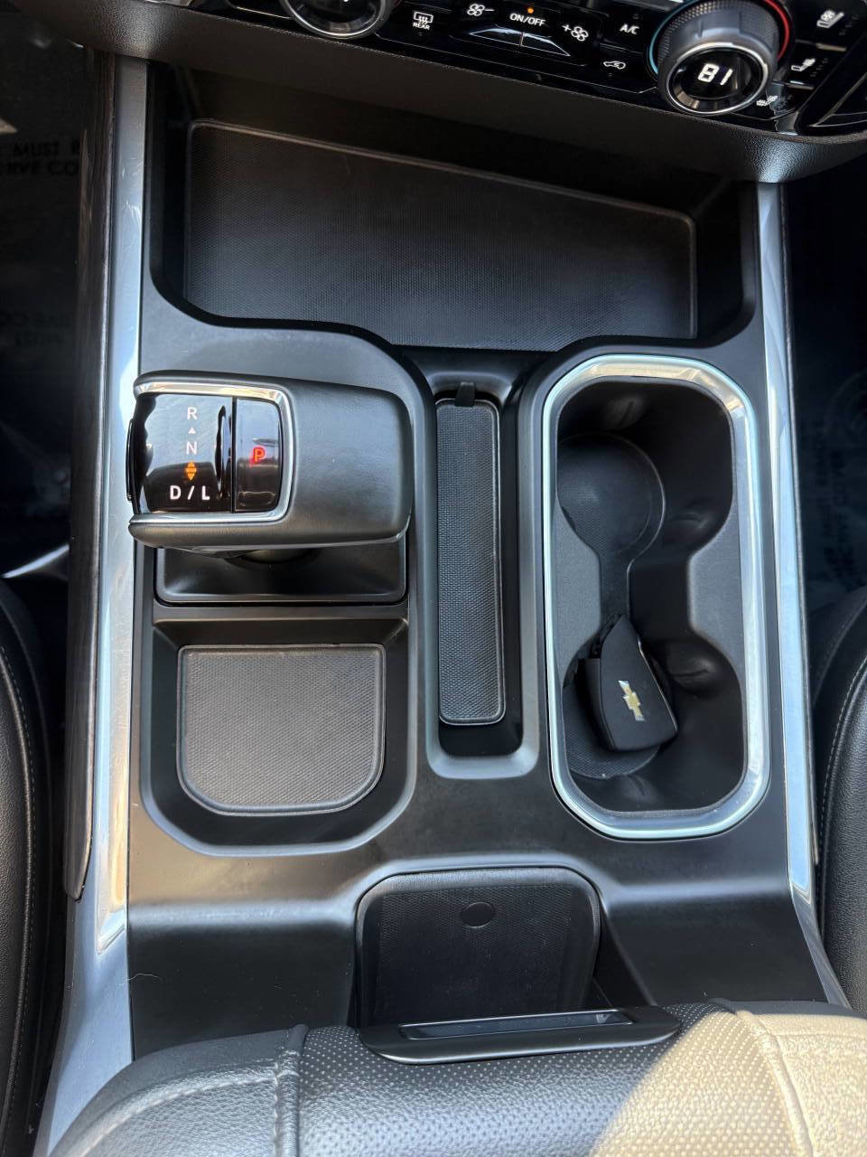 Used 2025 Chevrolet Silverado 1500 LTZ image 15