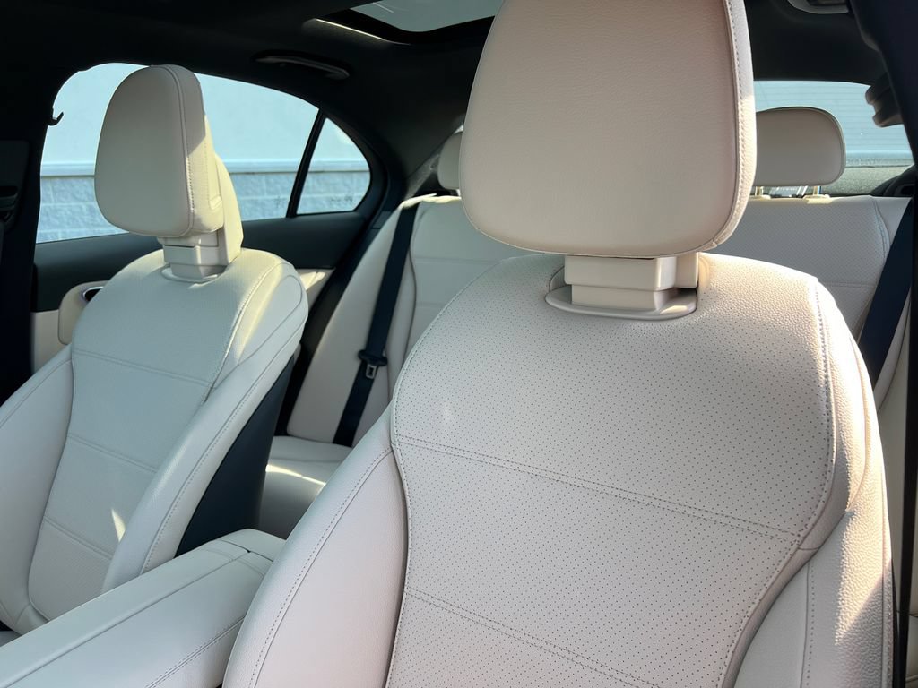 New 2026 Mercedes-Benz C 300 4MATIC Sedan image 16