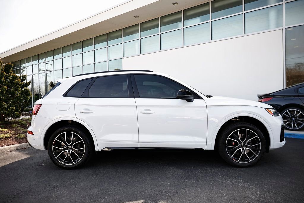 Used 2024 Audi SQ5 Premium Plus w/ Premium Plus Package image 4