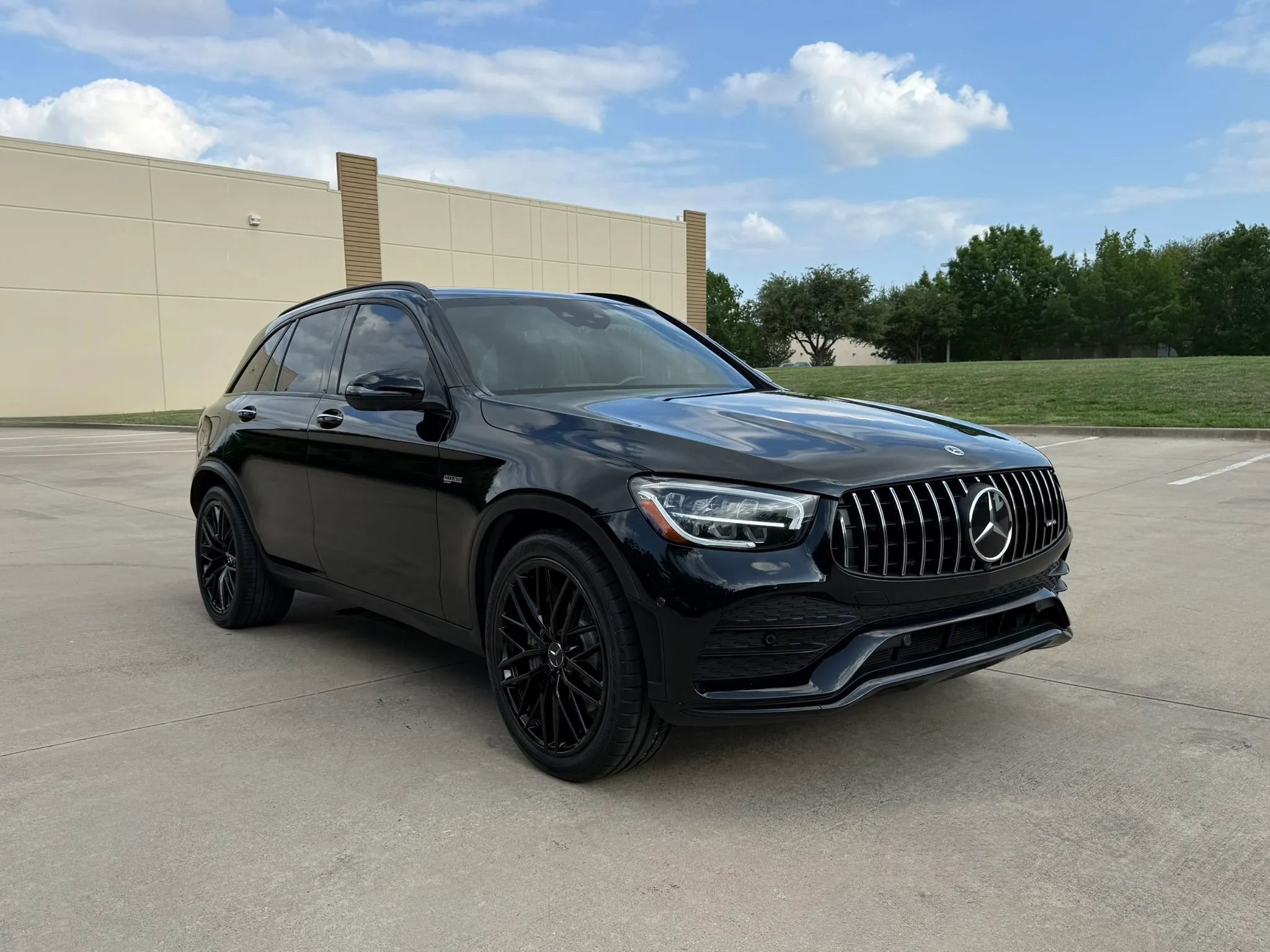 Used 2021 Mercedes-Benz GLC 43 AMG 4MATIC image 8