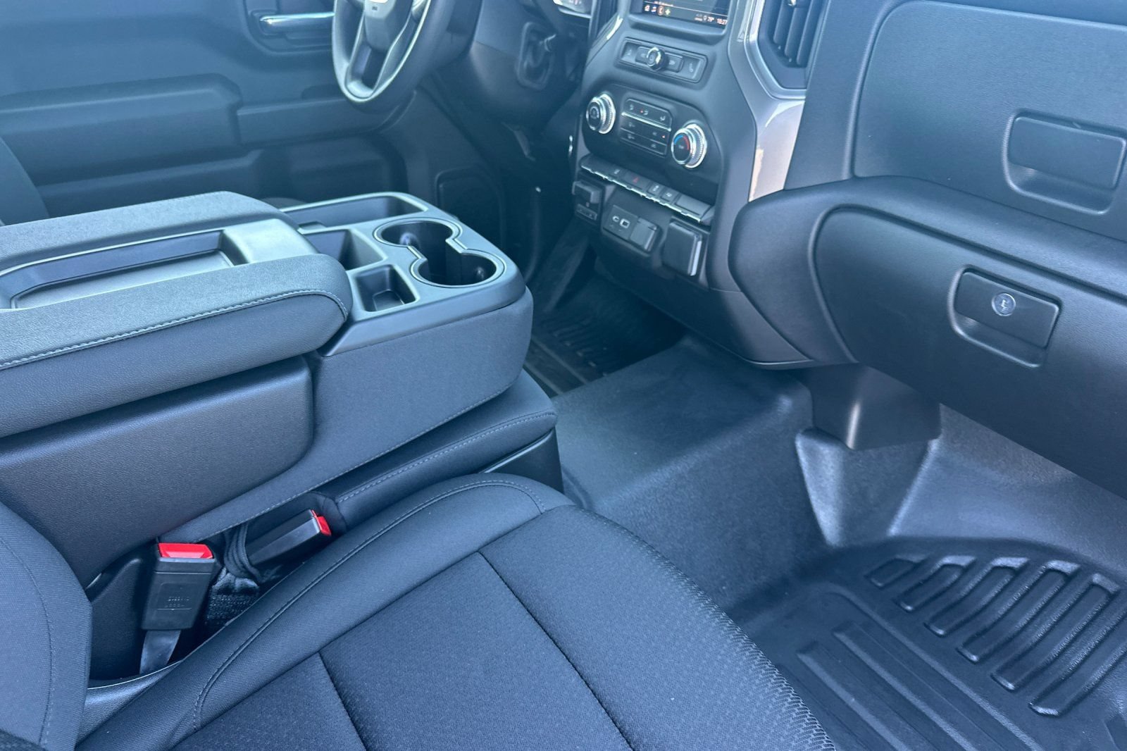 New 2026 GMC Sierra 2500 Pro w/ Convenience Package RWD image 14