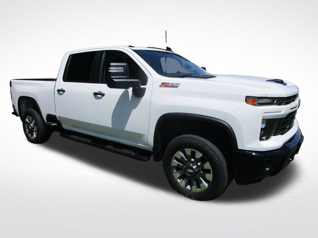 Used 2024 Chevrolet Silverado 2500 Custom w/ Custom Value Package AWD/4WD image 7