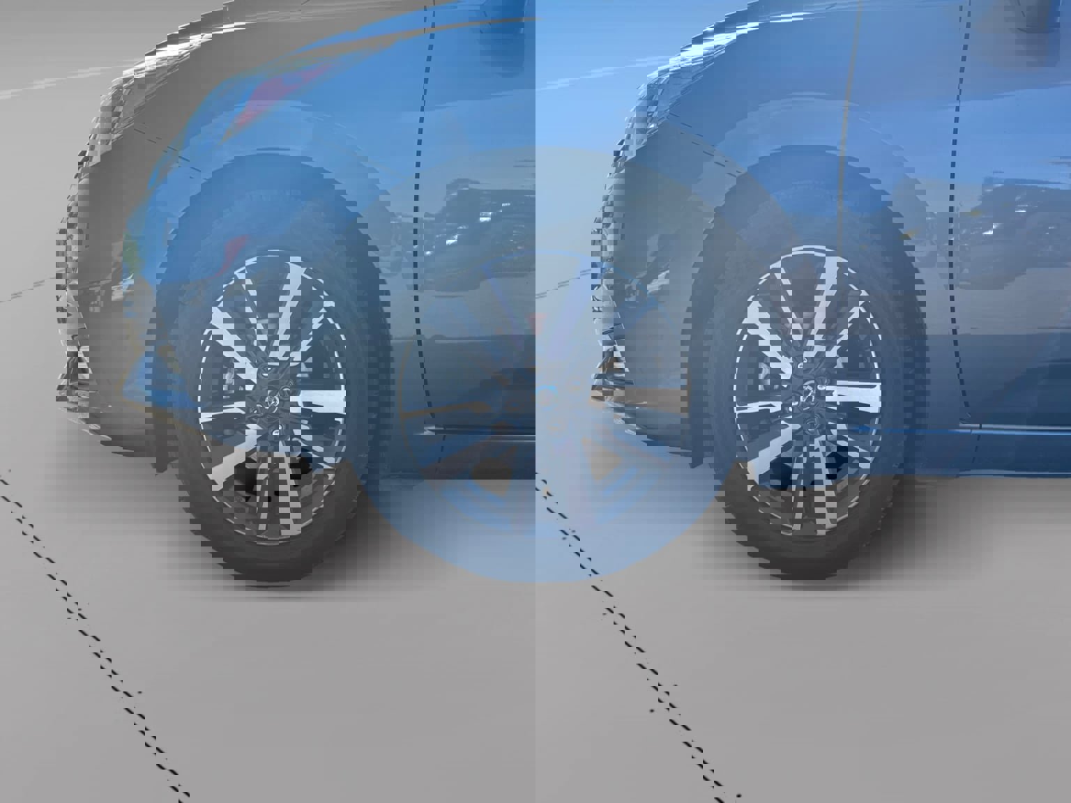 Used 2021 Nissan Versa SV image 9