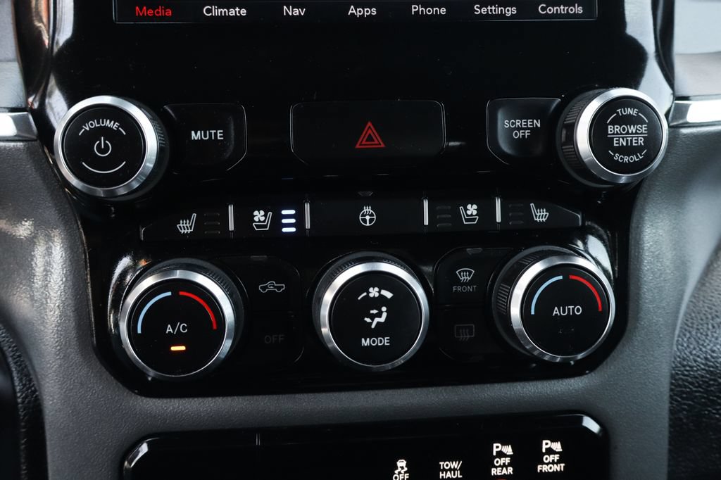 Used 2021 RAM 1500 Laramie AWD/4WD image 41