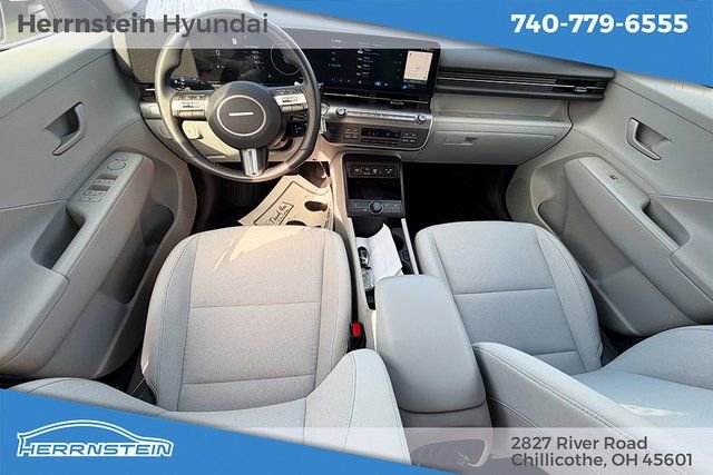 Certified 2024 Hyundai Kona SEL w/ Convenience Package image 12