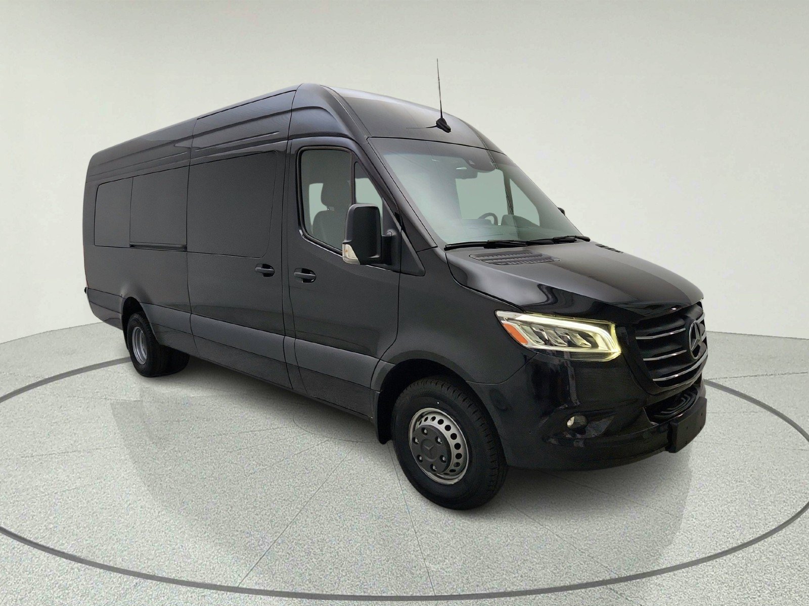 Used 2024 Mercedes-Benz Sprinter 3500 w/ Parking Package image 3